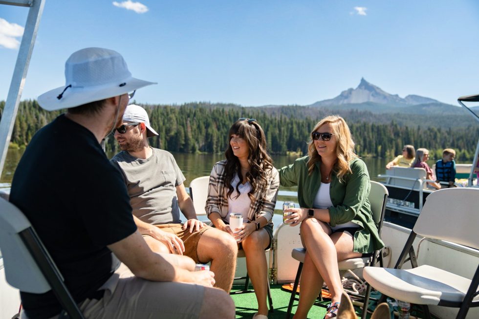 Diamond Lake Weather Camera Live Feed of the Lake